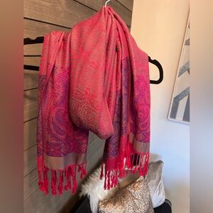 100% Cashmere scarf - free shipping!